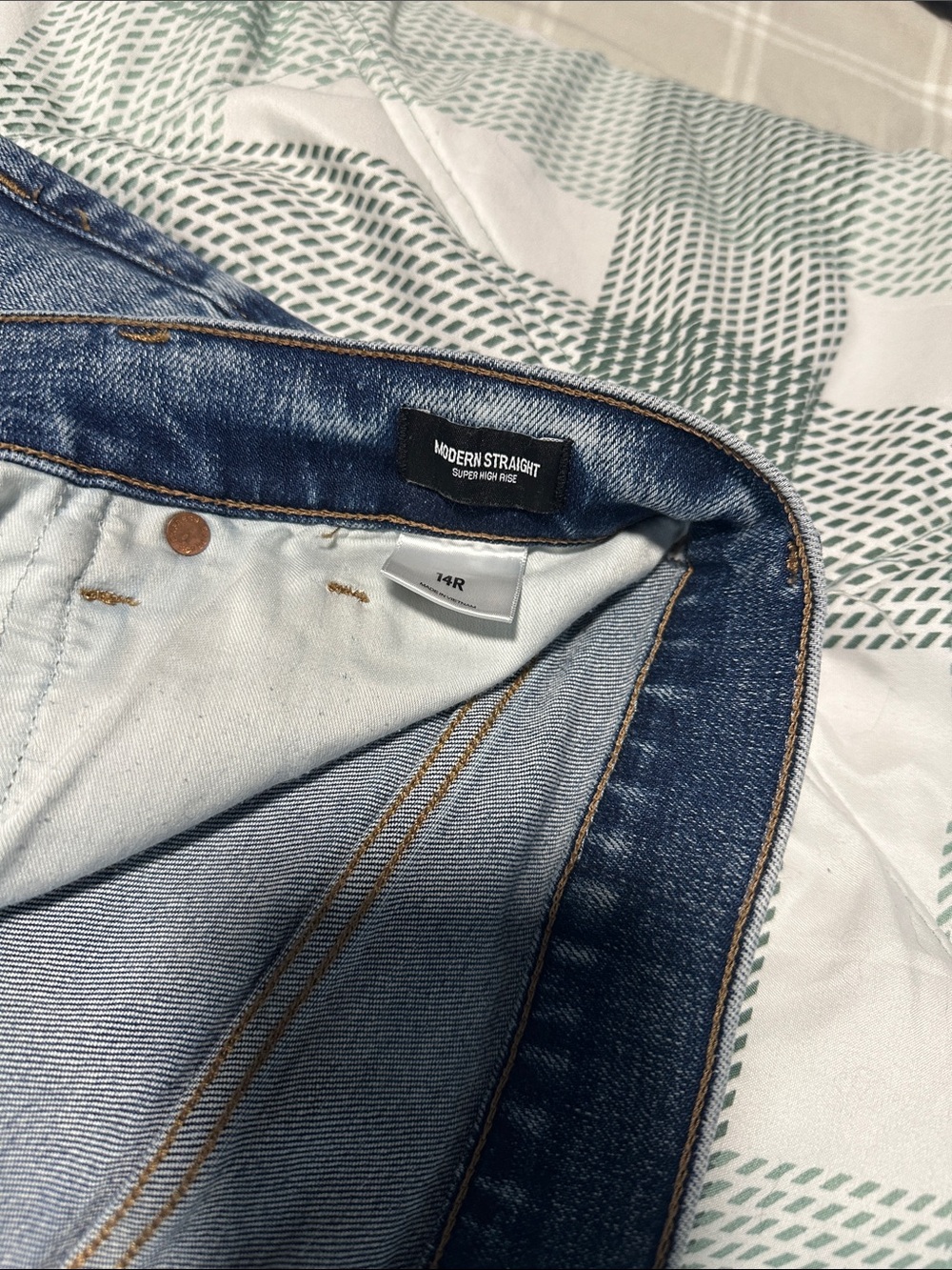 Express Modern Straight Jeans - Picture 4 of 4